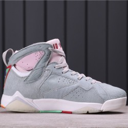 Air Jordan 7 "Hare 2.0" CT8528-002 stříbrná růžová